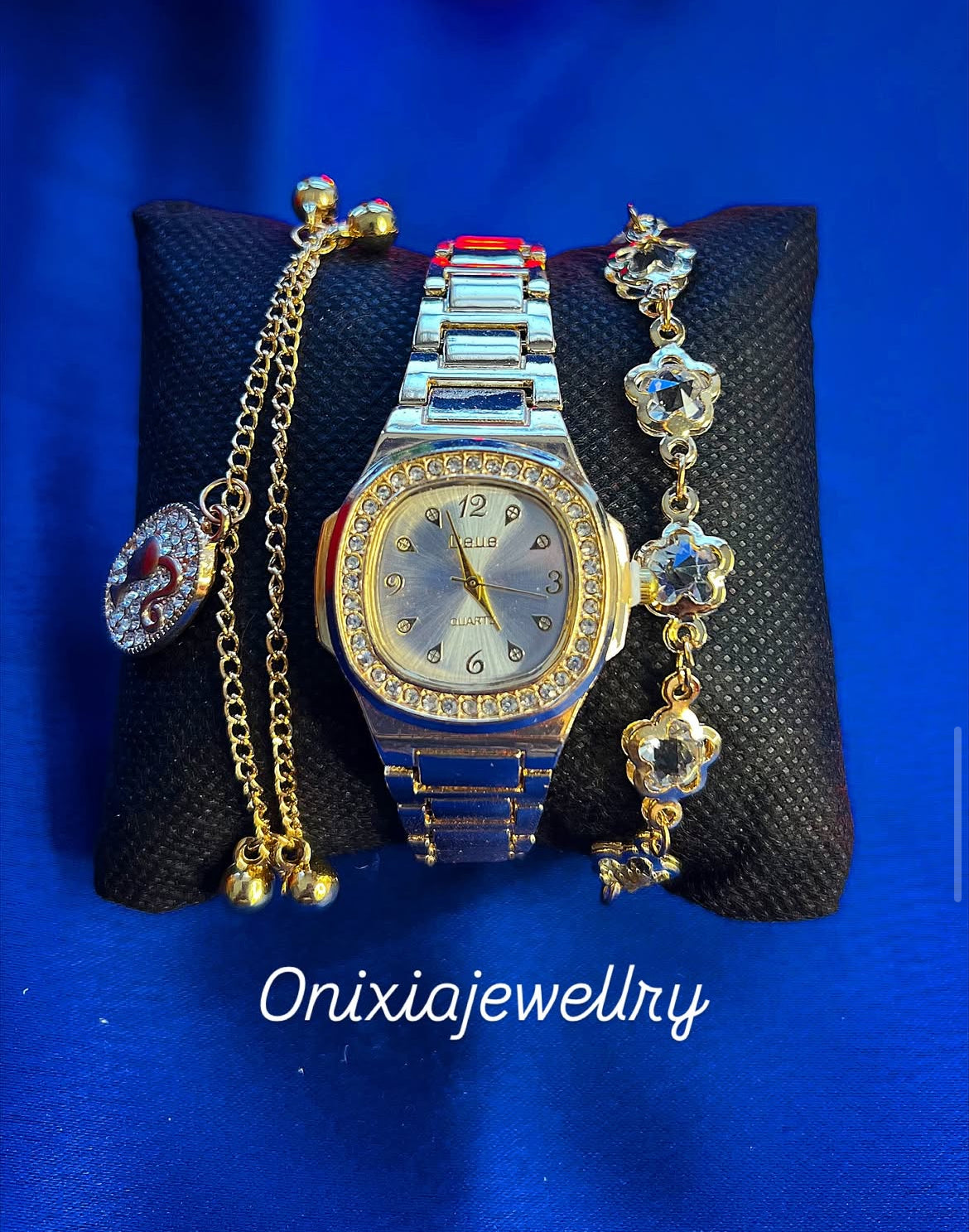 ساعة + اساور