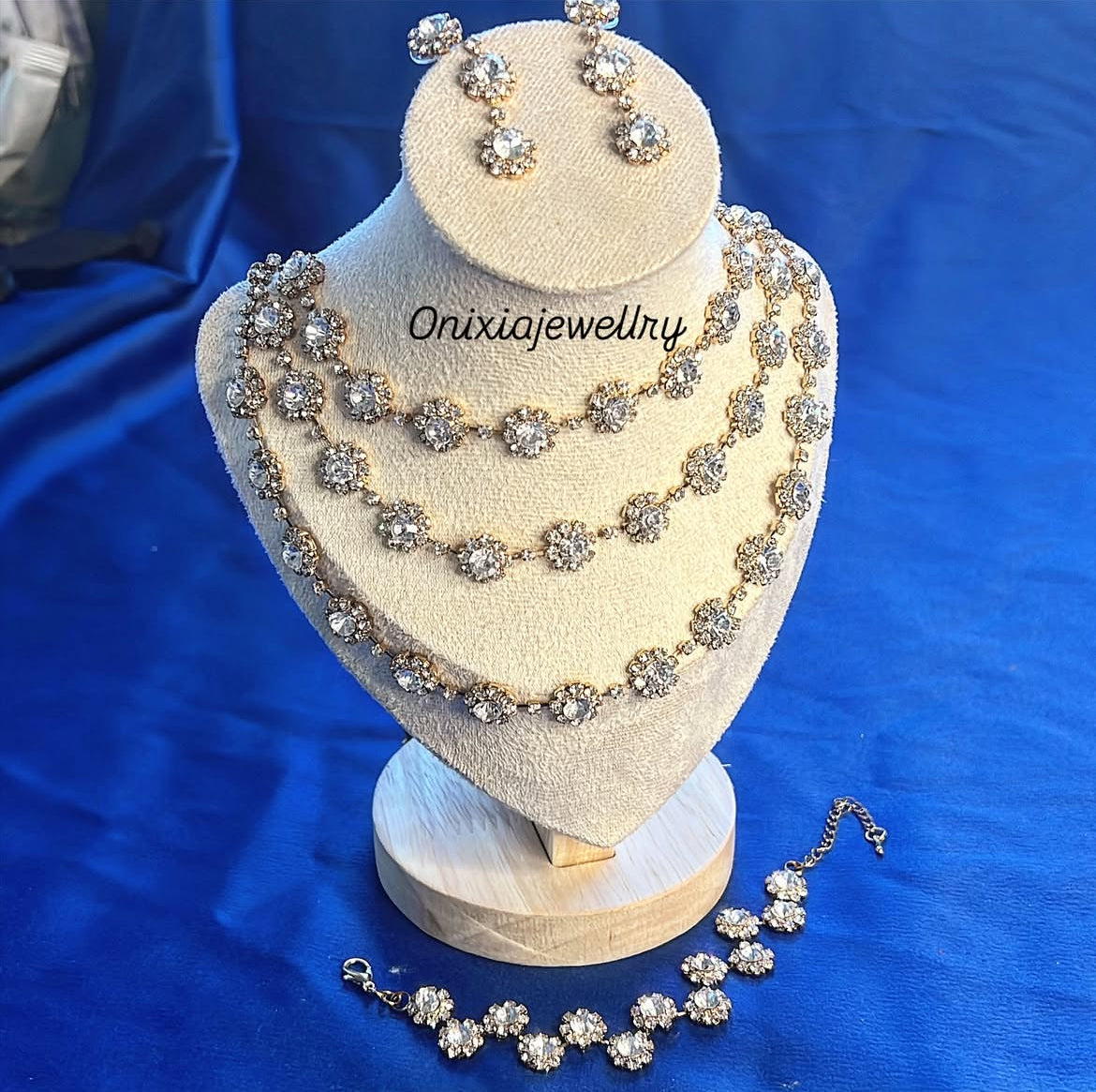 ￼ parure brillance éternelle