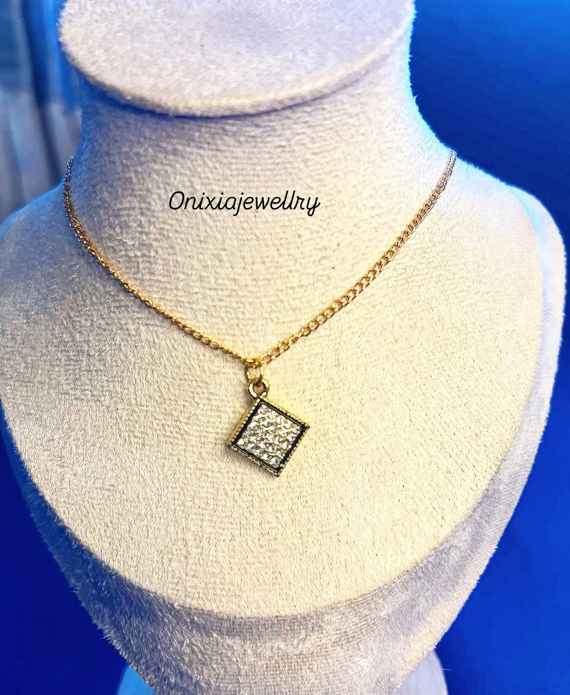 سلسلة انيقة