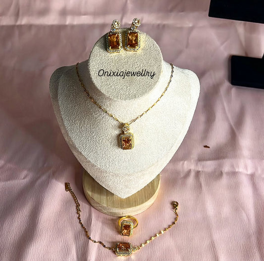 طقم الاناقة